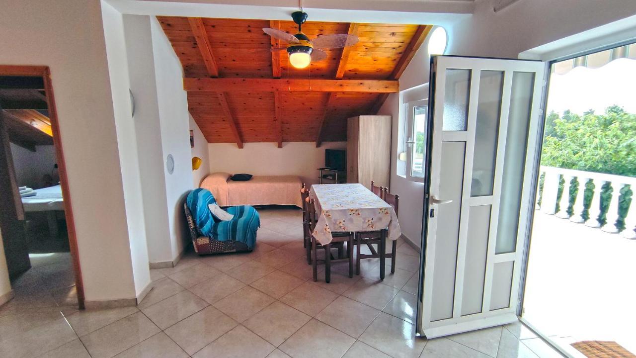 Apartment Amigo Seline Εξωτερικό φωτογραφία